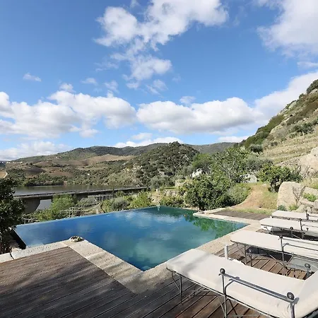 בית כפרי Quinta Da Ferradosa Wines *