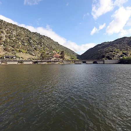 Quinta Da Ferradosa Wines בית כפרי