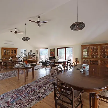 בית כפרי Quinta Da Ferradosa Wines